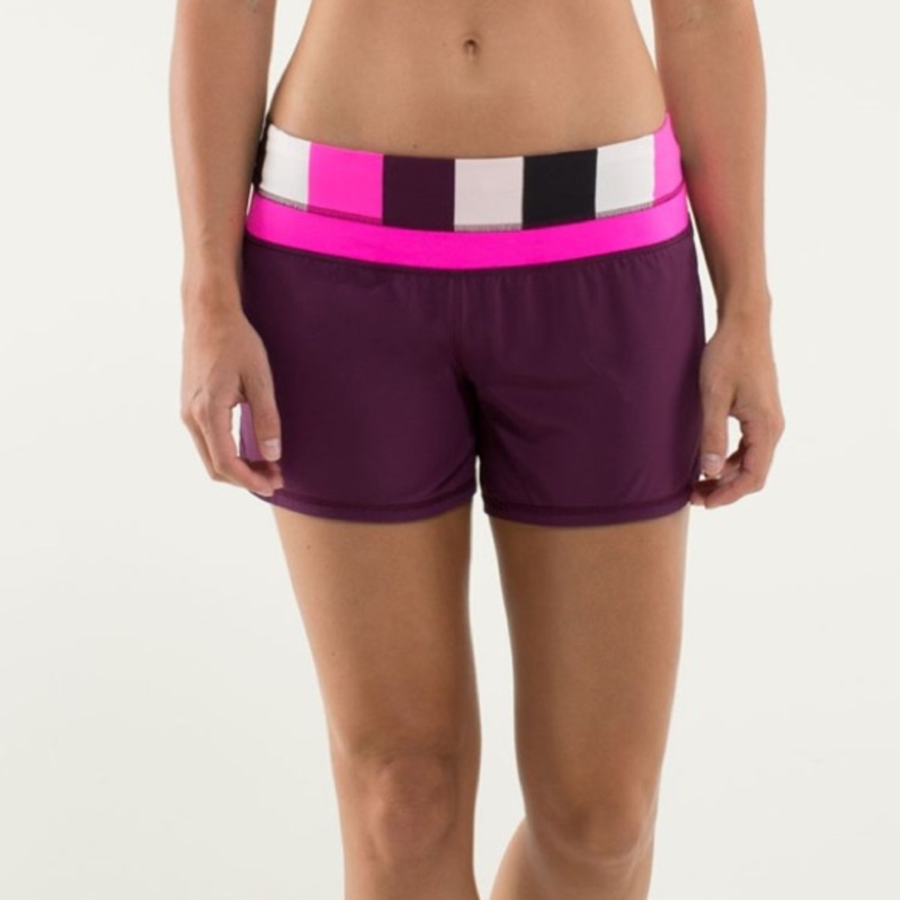 Lululemon Groovy Run Shorts Plum Raspberry Glo Light Pow Stripe Pink Purple